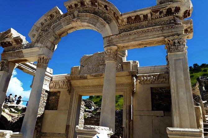 1 Day Ancient City Ephesus and House Virgin Mary Trip from Bodrum - The ceramic shop and other shopping stops