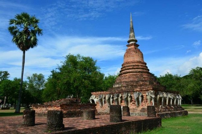 1 Day Sukhothai Historical Park from Chiang Mai Private Tour - A Private Guide Makes the Long Day More Personal