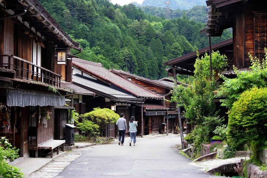 1-Day Tour from Nagoya: Hiking the Historic Nakasendo Trail - Meeting at Nagoya Station at 9:30