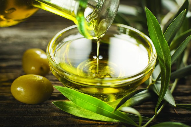 #1 Sonoma Walking Food, Wine Tasting & History Tour (Public Tour) - Figone Olive Oil adds a memorable tasting lesson