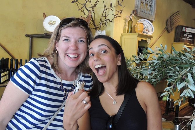#1 Sonoma Walking Food, Wine Tasting & History Tour (Public Tour) - Chocolate, ice cream, and a sweet finish