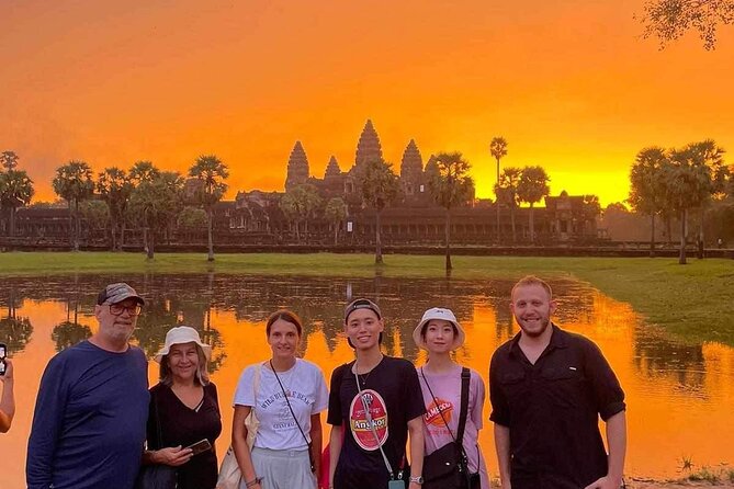 2 Days Guided Historical Tour in Angkor - Day one begins before dawn at Angkor Wat