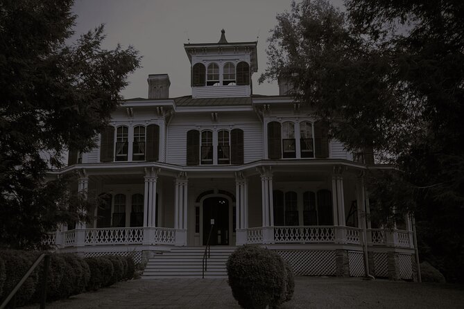 2-Hour Helen Haunts and History Walk Tour - What this Helen ghost walk is really like