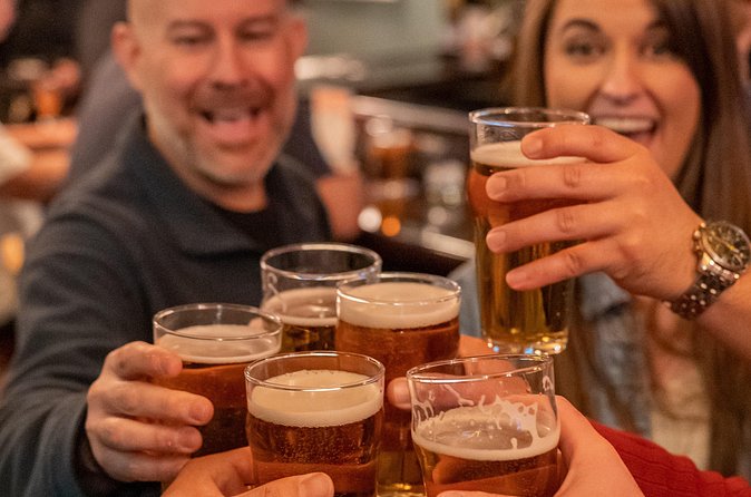 2 Hour Historic Pub Crawl in Boston - Beer stories, classic brews, and what you actually taste