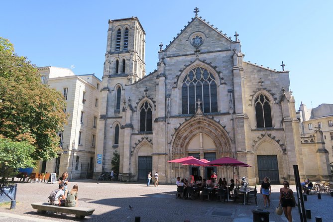 2-Hour Walking Tour of the City’s Iconic Sights and History - Place du Parlement and the old center