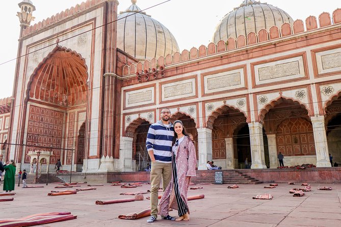 3-Hour Old Delhi Heritage Walking tour with Rickshaw ride - Why a guide helps in Old Delhi
