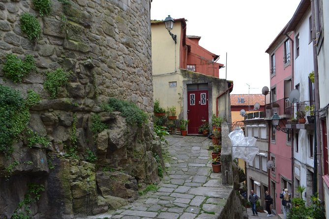 3-Hour Porto Jewish Heritage Walking Tour with Local Guide - Ribeira Square and the old Jewish quarter