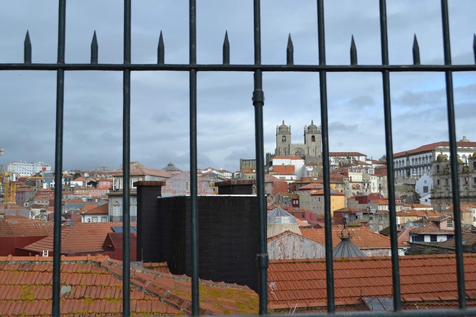 3-Hour Porto Jewish Heritage Walking Tour with Local Guide - Nossa Senhora da Vitória and the cost of erased history