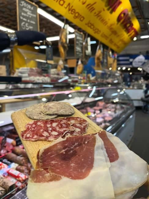 A locals's guide to Bordeaux’s historic market - Guides who shape the experience
