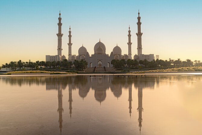 Abu Dhabi Sightseeing Tour: Sheikh Zayed Mosque, Heritage Village & Dates Market - Why this half-day Abu Dhabi tour works well