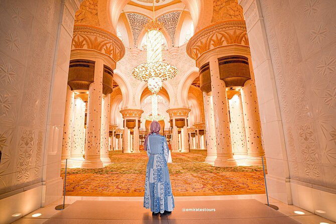 Abu Dhabi Sightseeing Tour: Sheikh Zayed Mosque, Heritage Village & Dates Market - The Dates Market: the best shopping stop