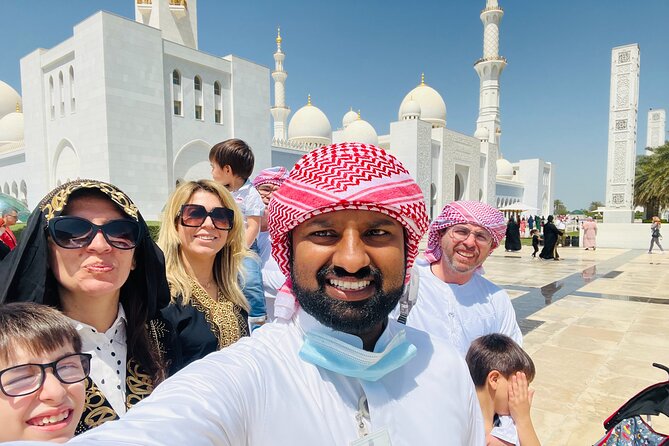 Abu Dhabi Tour Grand Mosque Emirates Palace Heritage Village - Heritage Village explains Abu Dhabi before the towers