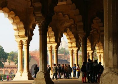 Agra Fort: Guided UNESCO Heritage Walking Tour