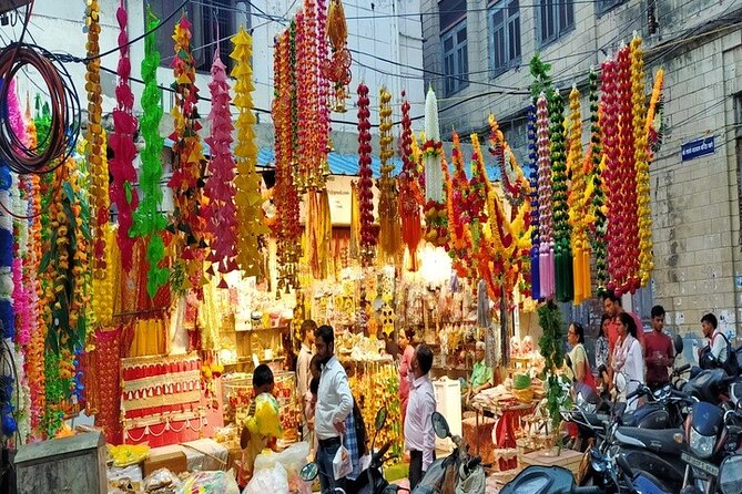 Agra Old City Walking Tour, Private Heritage walking Guided Tour - Johari Bazar: goldsmiths and old buildings