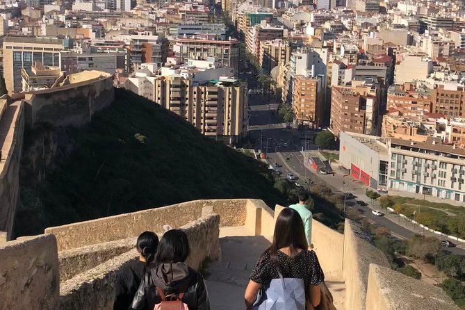 Alicante Historic Small Group Tour with Tapas Tasting - Reaching Santa Bárbara Castle by taxi