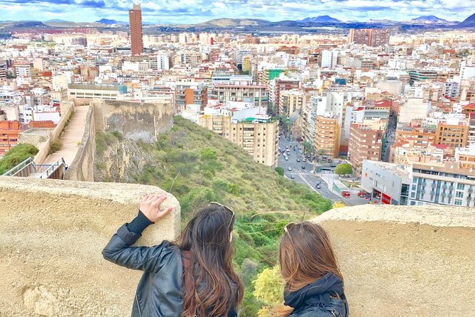 Alicante Historic Small Group Tour with Tapas Tasting - Who should book it?