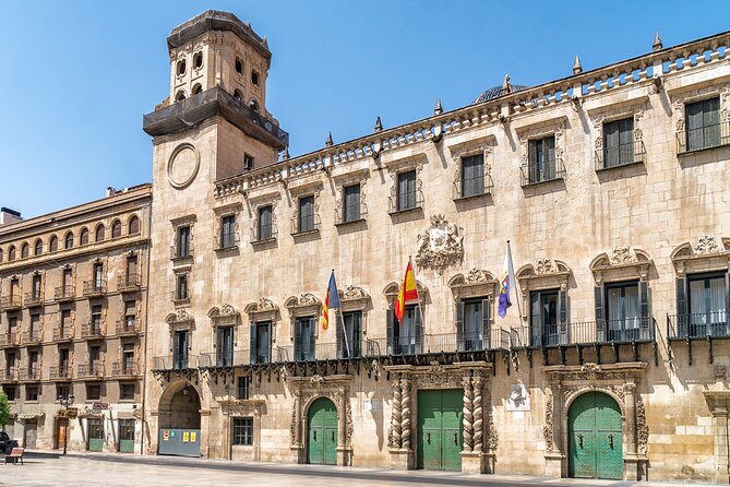 Alicante’s History and Highlights: Self-Guided Walking Tour - The Basilica of St Mary and Alicante’s changing past