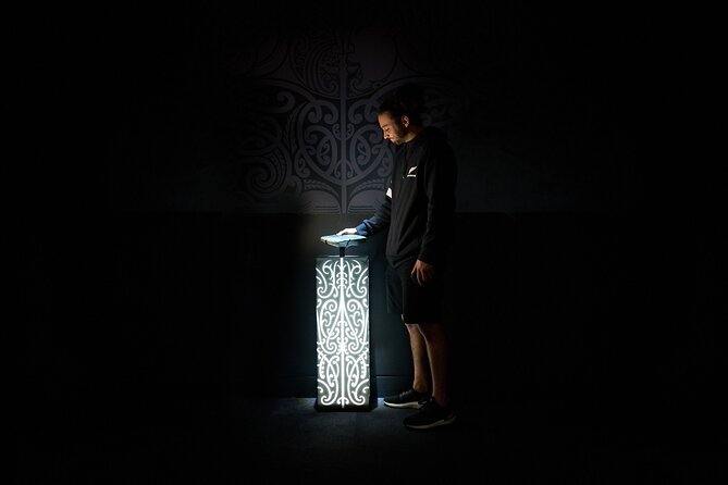 All Blacks Experience: Interactive Guided Cultural Tour - Entering the replica changing sheds