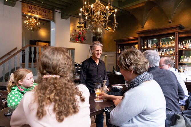 Amsterdam High-End Dutch Food & History Tour - Up to 8 guests - Starting at Papeneiland with apple pie