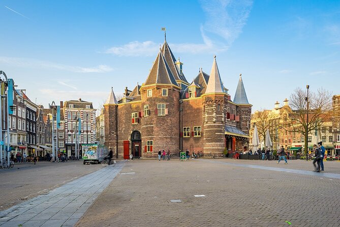Amsterdam History Walking Tour - Anne Frank House, an important stop without entry