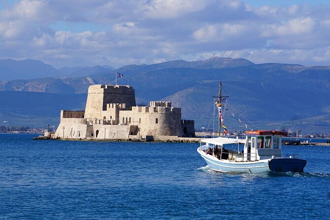 An exciting exploration of Peloponnese at ancient Corinth, Mycenae and Nafplio - The long ride back to Athens or Piraeus