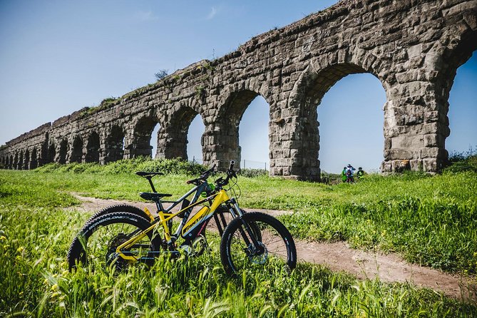 Ancient Appian Way PRIVATE Bike Tour - Caffarella Park: green Rome beyond the center