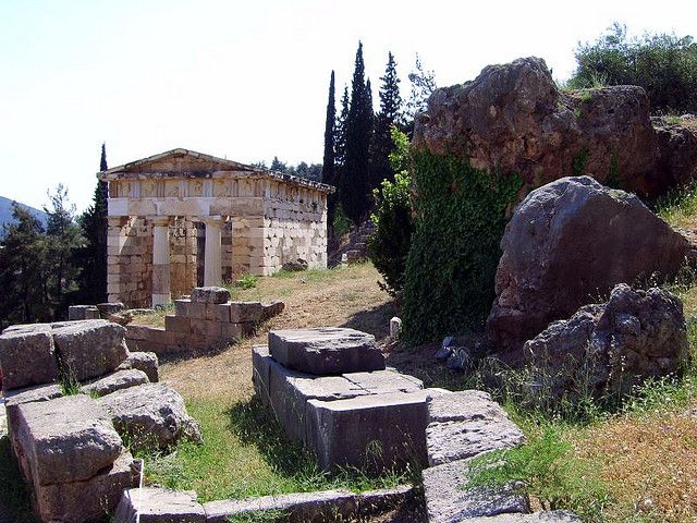 Ancient Delphi Full-Day Tour from Athens - How the timing affects the experience