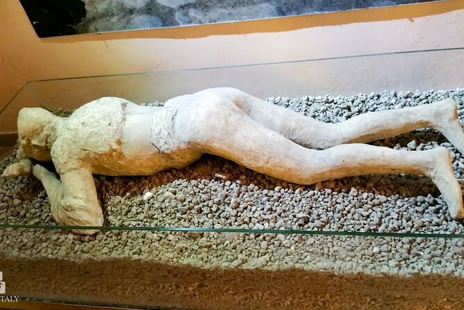 Ancient Pompeii Private Tour: Skip the Line & Kid-Friendly Option - The Antiquarium and the plaster casts