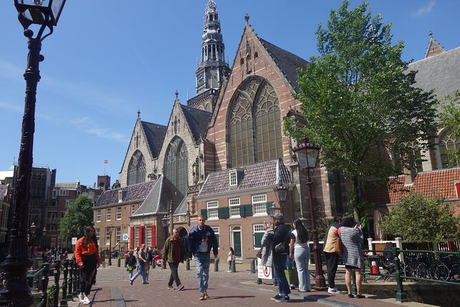 Anne Frank and Amsterdam Jewish History Walking Tour - How the guides shape the experience