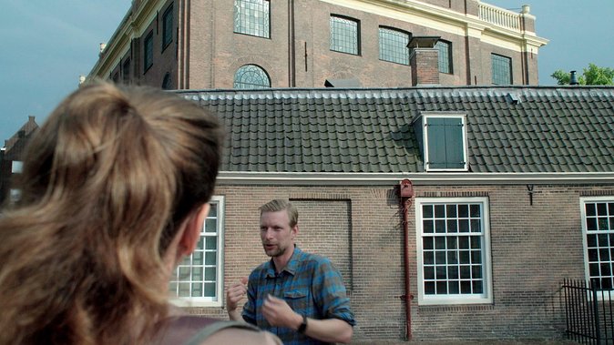 Anne Frank and the Jewish History of Amsterdam Private Tour - ARTIS Amsterdam Royal Zoo and stories of hiding