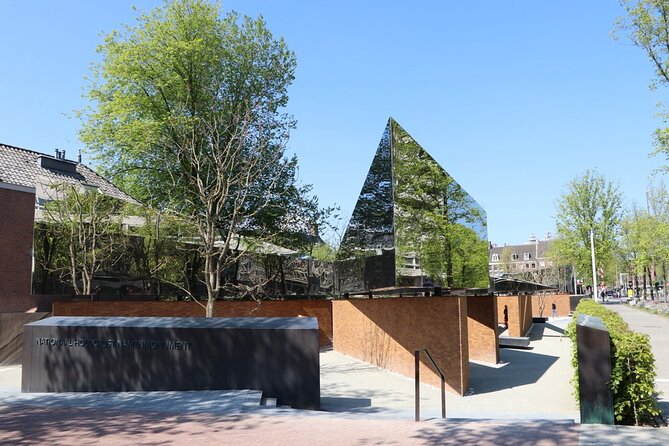 Anne Frank's Amsterdam Jewish History WWII Exclusive Guided Tour - Wertheimpark and the broken sky of Auschwitz