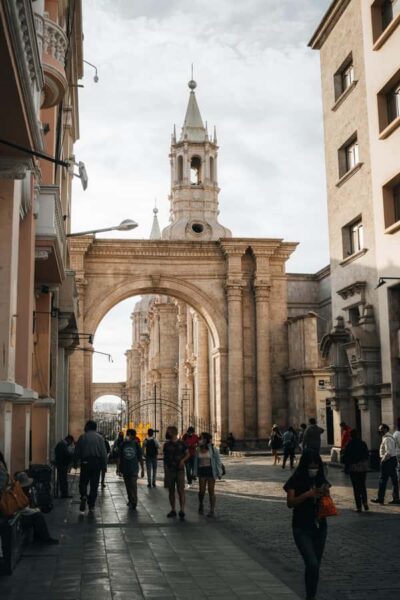 Arequipa: Walk through the Historic Center of the City