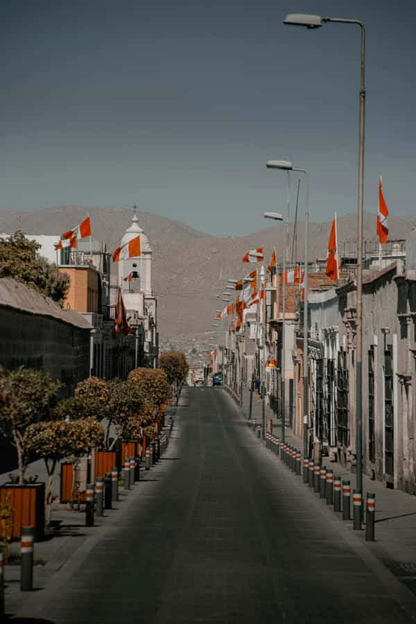 Arequipa: Walk through the Historic Center of the City - Cobblestones, legends, and local recommendations