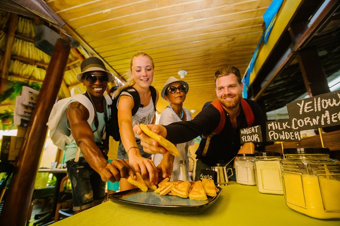 Aruba Downtown Historic and Cultural Walking Tour - Oranjestad’s mansions, shops, and Main Street
