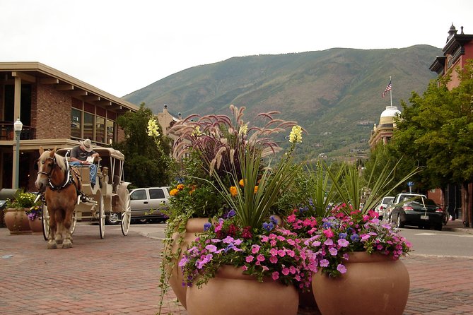 Aspen's Past to Present Historic Tour - How Dean’s guiding style affects the experience