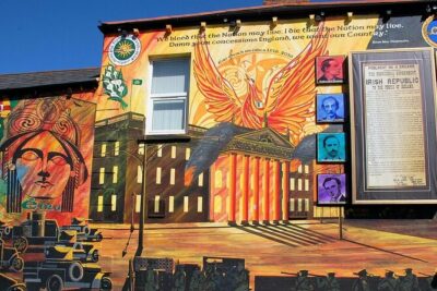 Award Winning Private 2 Hour Belfast Political Black Taxi Tour