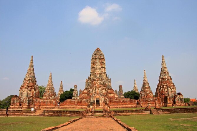 Ayutthaya Ancient City - Wat Yai Chai Mongkol brings the classic Ayutthaya view