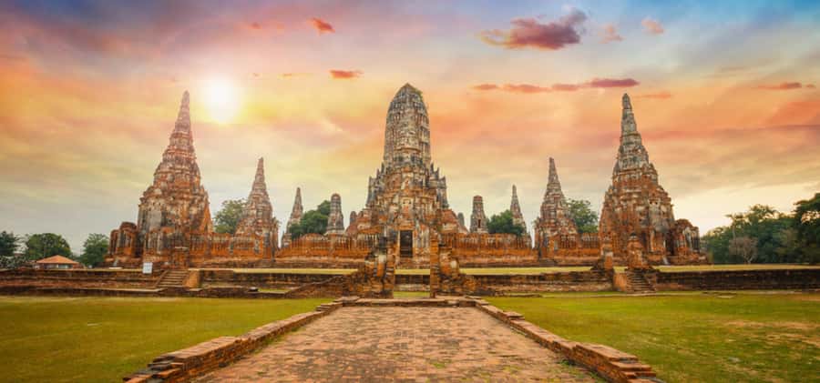 Ayutthaya Private Guided Day Tour, 4 Ancient Temples - Wat Yai Chai Mongkhon and its tall chedi