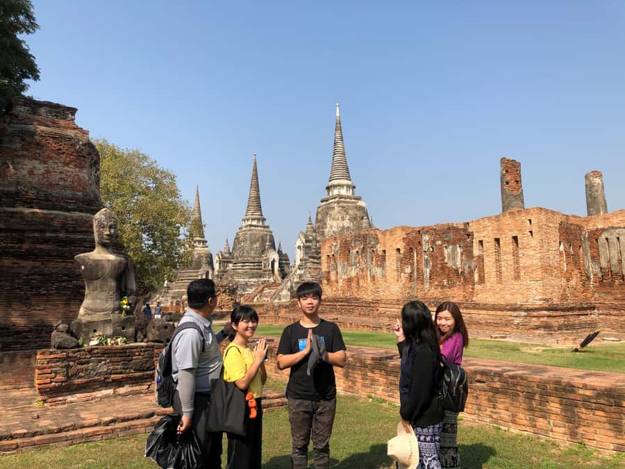 Ayutthaya UNESCO , World Heritage private tour - Wihan Mongkon Borpit and the seated Buddha