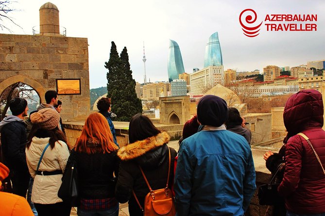 Baku Oil Heritage & Old Town Walking Tour - Historic photographs and the value of a strong guide