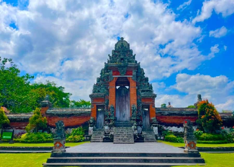 Bali: Private UNESCO World Heritage Sites Tour - Tanah Lot closes the day with drama