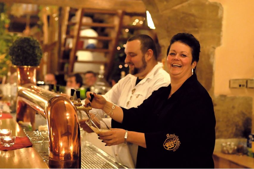 Bamberg: Guided Beer History Tour with Optional Tasting - Meeting at the Alte Hofhaltung