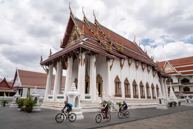 Bangkok: Backstreets and Historic Temples Bike Tour - Starting near MRT Sam Yot at 8:30 am