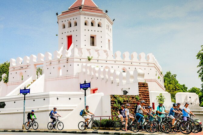 Bangkok: Backstreets and Temple Historic Bike Tour - Crossing Rama VIII Bridge