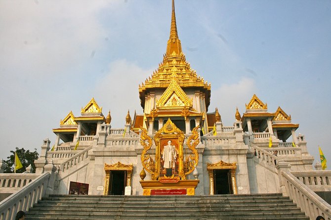Bangkok City Highlights Tour: Grand Palace & Three Iconic Temples - What the guide adds to the experience