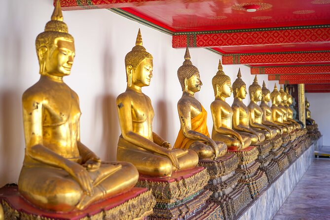 Bangkok Wat Pho and Flower Market Historical Walking Tour - Dressing up at Wat Arun