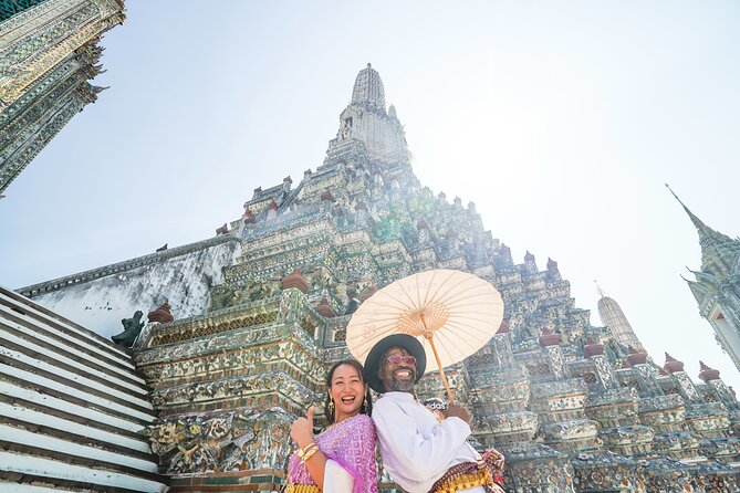 Bangkok Wat Pho and Flower Market Historical Walking Tour - Crossing by boat toward Wat Pho