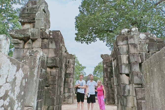 Banteay Srei and Grand Circuit Heritage Tour from Siem Reap - Neak Pean offers a change of mood