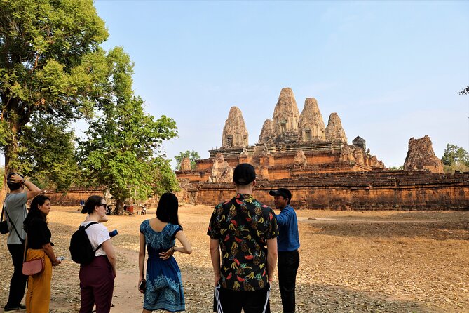 Banteay Srei and Grand Circuit Heritage Tour from Siem Reap - The vehicle and group size make a difference