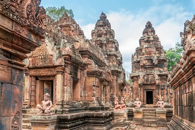 Banteay Srei and Grand Circuit Heritage Tour from Siem Reap - Banteay Srei is the day’s artistic highlight